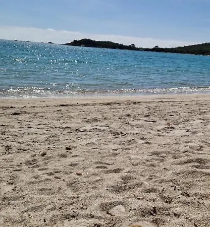 T2 4 Personnes De Vacances Avec 3 Piscines Les Hameaux De Saint Cyprien De Porto-vecchio Леччи