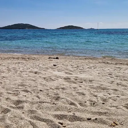 Aparthotel T2 4 Personnes De Vacances Avec 3 Piscines Les Hameaux De Saint Cyprien De Porto-vecchio