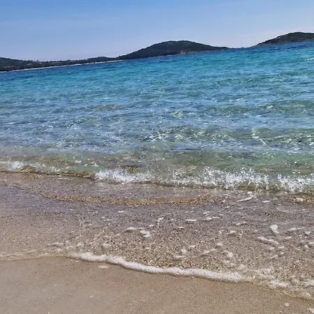T2 4 Personnes De Vacances Avec 3 Piscines Les Hameaux De Saint Cyprien De Porto-vecchio 3*