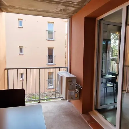 T2 4 Personnes De Vacances Avec 3 Piscines Les Hameaux De Saint Cyprien De Porto-vecchio Aparthotel