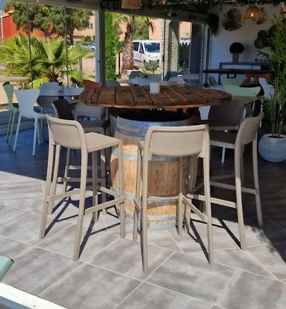 T2 4 Personnes De Vacances Avec 3 Piscines Les Hameaux De Saint Cyprien De Porto-vecchio Lägenhetshotell Lecci