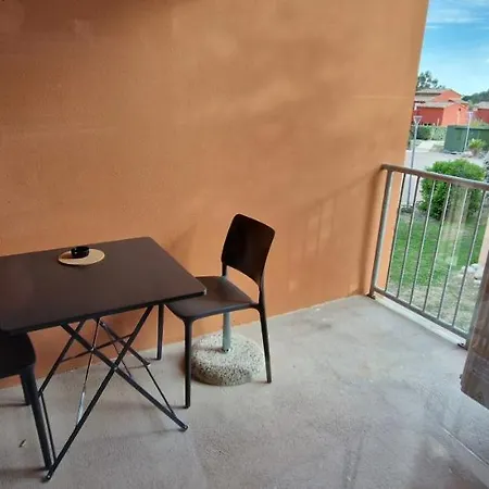 T2 4 Personnes De Vacances Avec 3 Piscines Les Hameaux De Saint Cyprien De Porto-vecchio Aparthotel