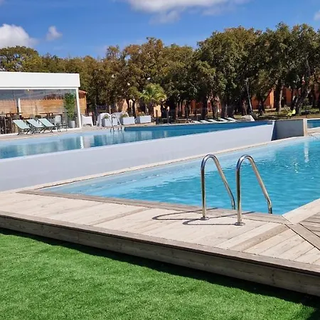 T2 4 Personnes De Vacances Avec 3 Piscines Les Hameaux De Saint Cyprien De Porto-vecchio Lägenhetshotell 3*